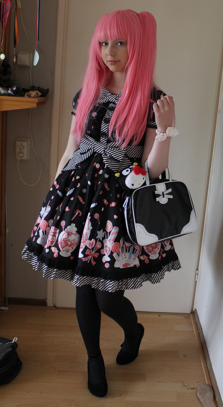 Lolita with Pink Hair wearing Black Opaque Pantyhose and Black Ballerinas
